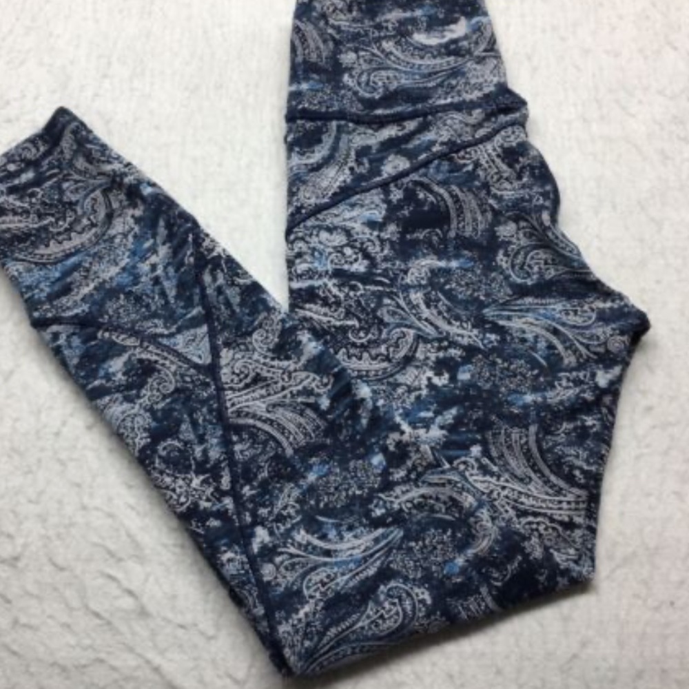 lululemon Blue Paisley Align Leggings